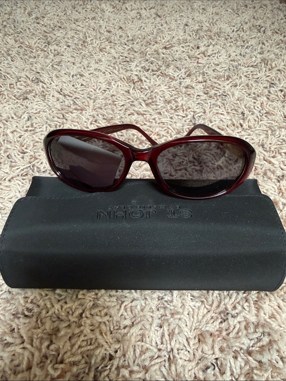 St. John Burgundy Oval Women's Sunglasses. Fits very small face frame.